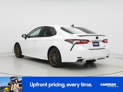 White 2023 Toyota Camry Hybrid SE