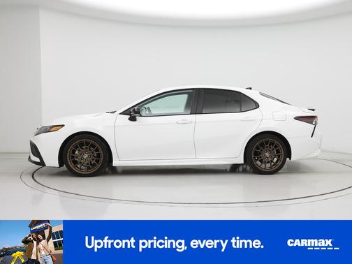 White 2023 Toyota Camry Hybrid SE