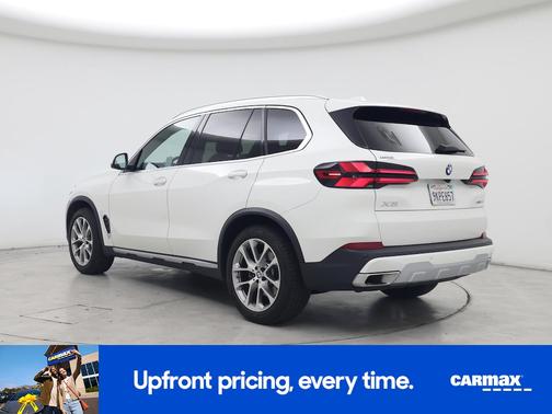 White 2024 BMW X5 sDrive40i