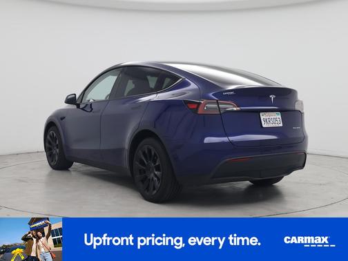 Blue 2023 Tesla Model Y Long Range