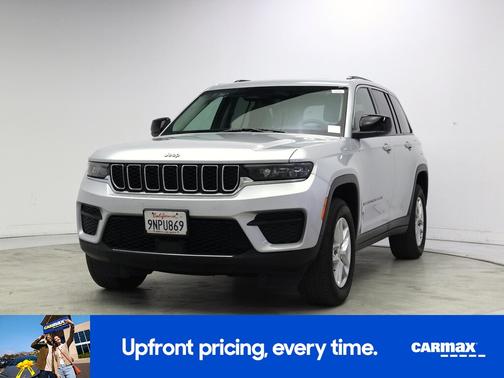 Silver 2024 Jeep Grand Cherokee Laredo X