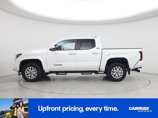 White 2025 Toyota Tacoma SR5