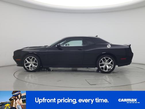 2016 Dodge Challenger SXT Plus