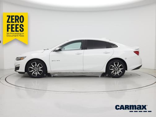 White 2022 Chevrolet Malibu RS