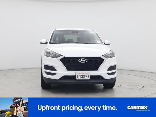 White 2020 Hyundai TUCSON SE