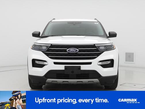 White 2020 Ford Explorer XLT