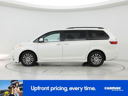 2018 Toyota Sienna XLE