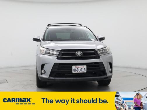 2018 Toyota Highlander SE