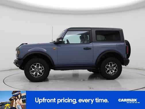 Blue 2023 Ford Bronco Badlands