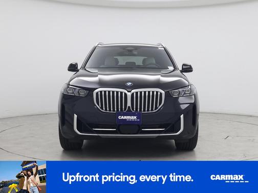 Gray 2024 BMW X5 sDrive40i