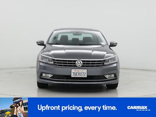 2016 Volkswagen Passat SE