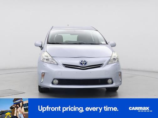 2014 Toyota Prius v Five