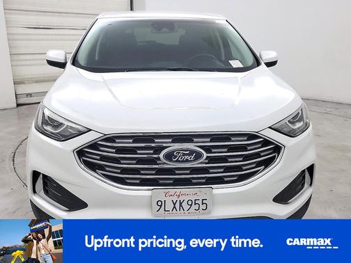White 2022 Ford Edge SEL