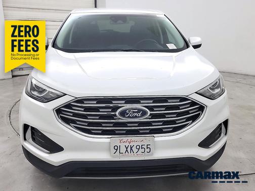 White 2022 Ford Edge SEL