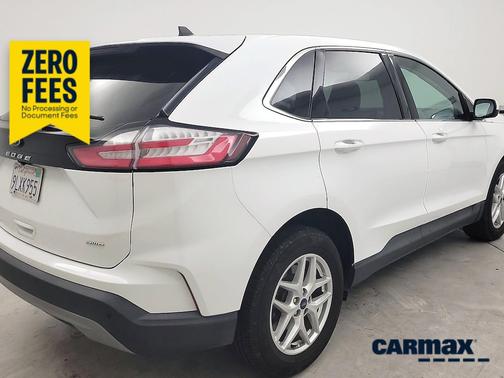 White 2022 Ford Edge SEL
