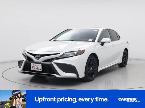 2022 Toyota Camry Hybrid XSE