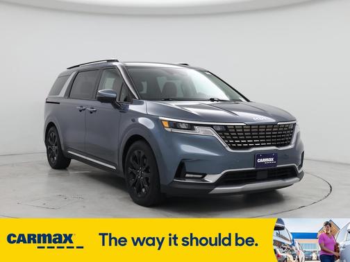 2022 Kia Carnival SX
