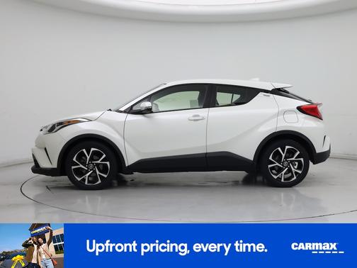 White 2019 Toyota C-HR XLE