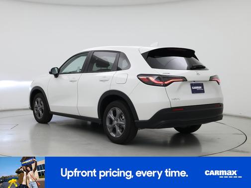 White 2026 Honda HR-V LX