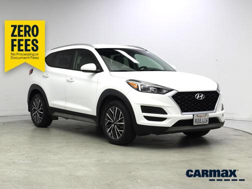 White 2020 Hyundai TUCSON SEL