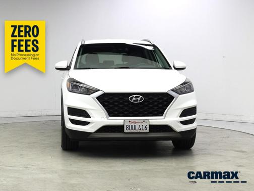 White 2020 Hyundai TUCSON SEL