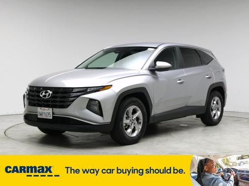 2022 Hyundai TUCSON SE