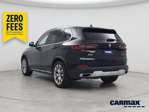 Black 2022 BMW X5 xDrive40i