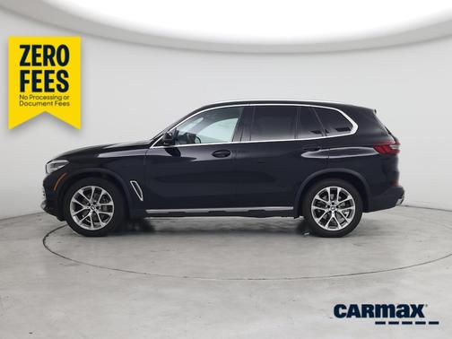 Black 2022 BMW X5 xDrive40i