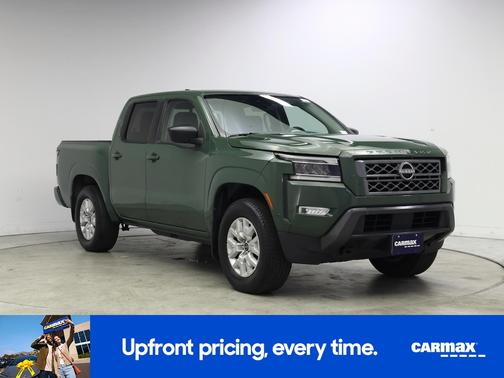 Green 2023 Nissan Frontier SV