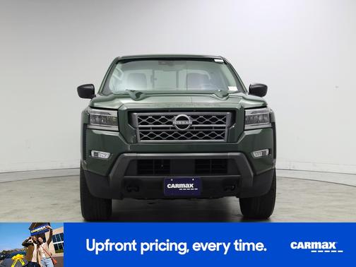 Green 2023 Nissan Frontier SV