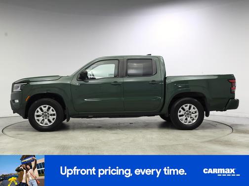 Green 2023 Nissan Frontier SV