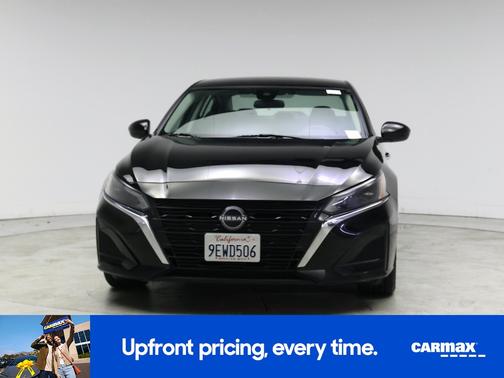 2023 Nissan Altima SV