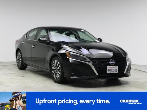 2023 Nissan Altima SV