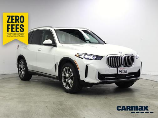 White 2024 BMW X5 sDrive40i