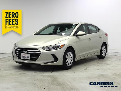 Silver 2017 Hyundai ELANTRA SE