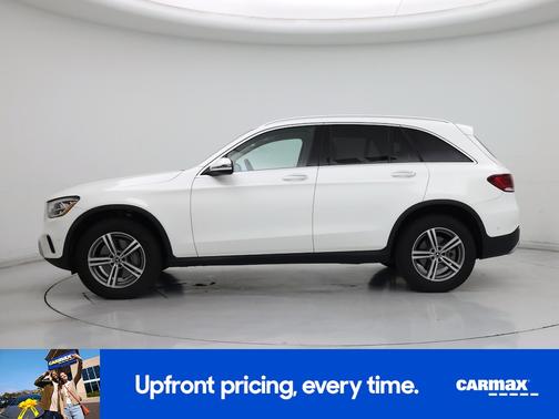 White 2021 Mercedes-Benz GLC 300