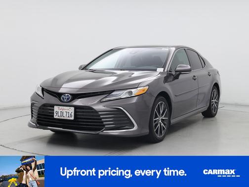 2024 Toyota Camry Hybrid XLE