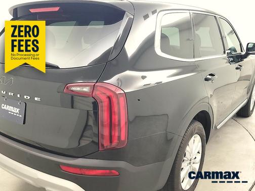 Black 2022 Kia Telluride LX