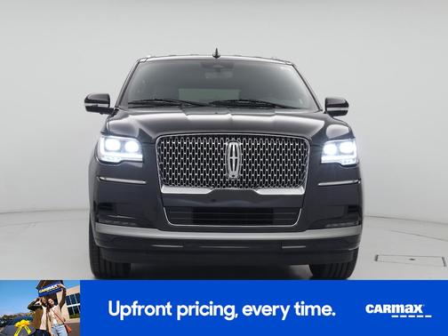 2023 Lincoln Navigator Standard