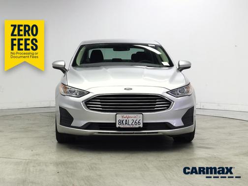 Silver 2019 Ford Fusion SE