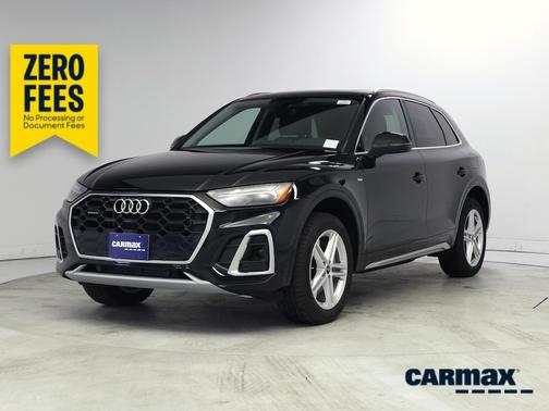 Black 2024 Audi Q5 S-Line Premium
