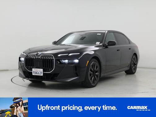 Black 2025 BMW 740 I