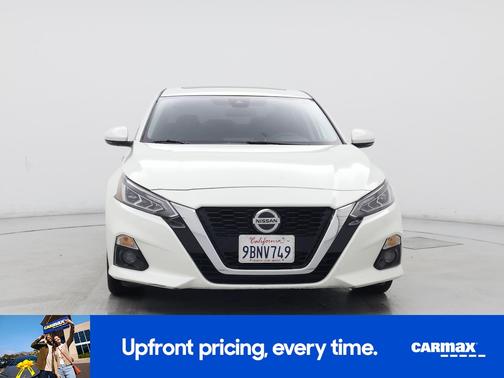 White 2021 Nissan Altima SL