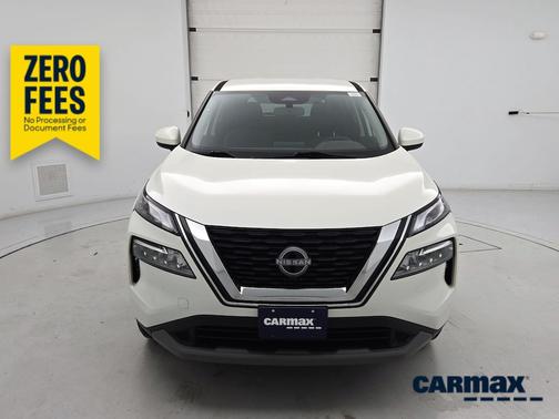 White 2023 Nissan Rogue SV