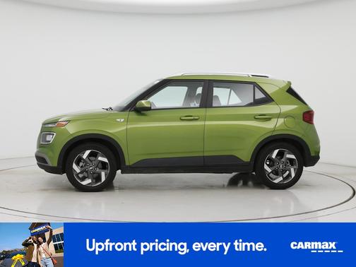 2024 Hyundai VENUE SEL