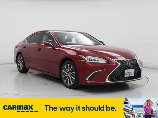 2019 Lexus ES 300h