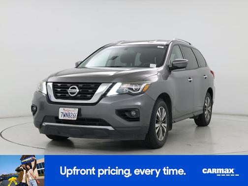 Gray 2017 Nissan Pathfinder SV