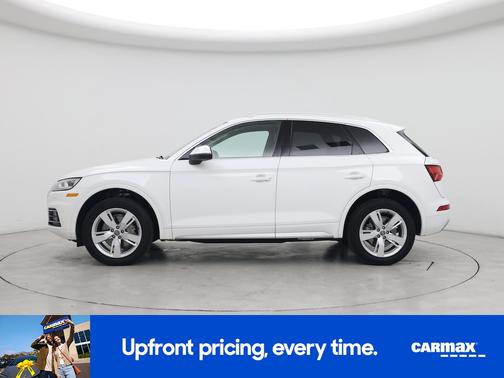 White 2018 Audi Q5 Premium Plus