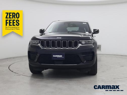 Black 2024 Jeep Grand Cherokee Laredo