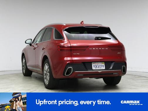 2023 Genesis GV70 